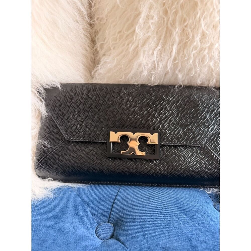 Tory Burch Black Leather Clutch with Gold Logo Turnlock - Picture 3 of 6